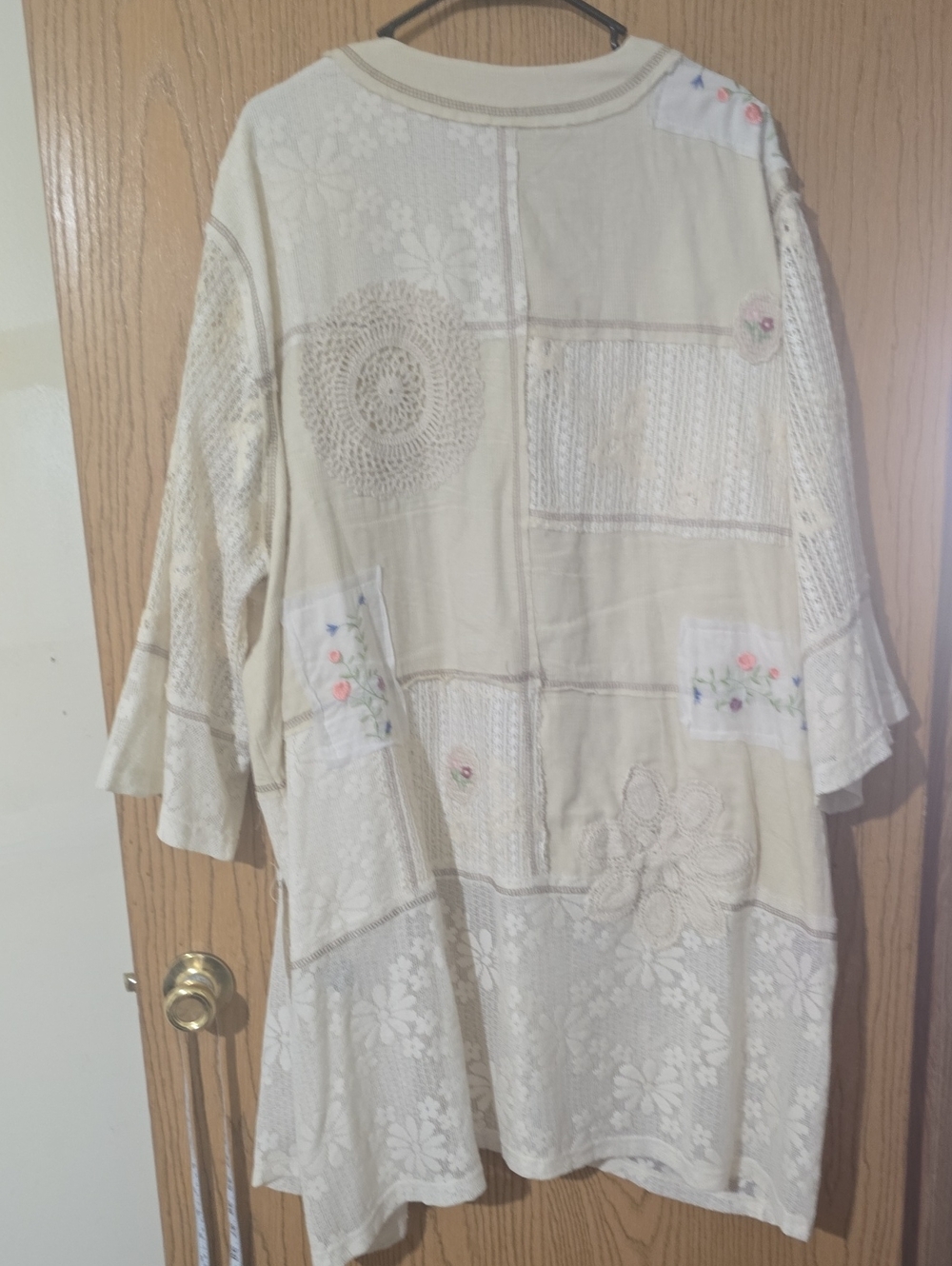 POL Ivory Lace Open Kimono Cardigan - Picture 5 of 6